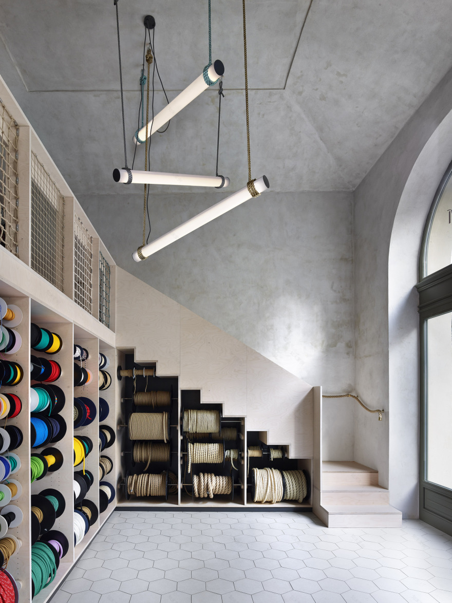 Rope Shop Ujezd · 恢复百年公寓底层的绳店风采丨意大利布拉-8