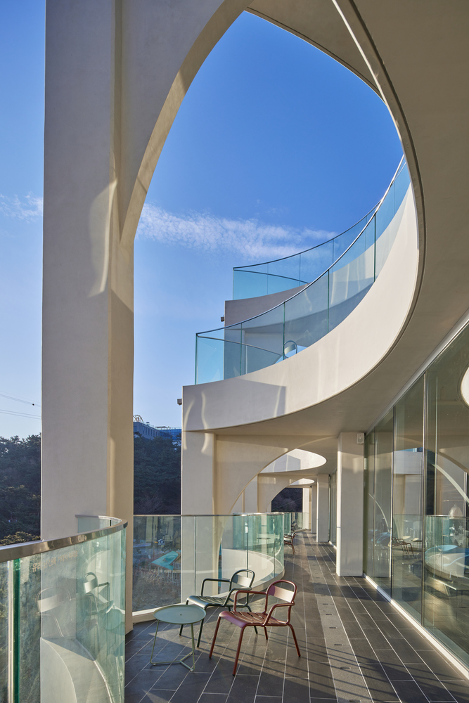 Sense of the Sea Café | 韩国 Busan 海岸半圆形建筑设计-28