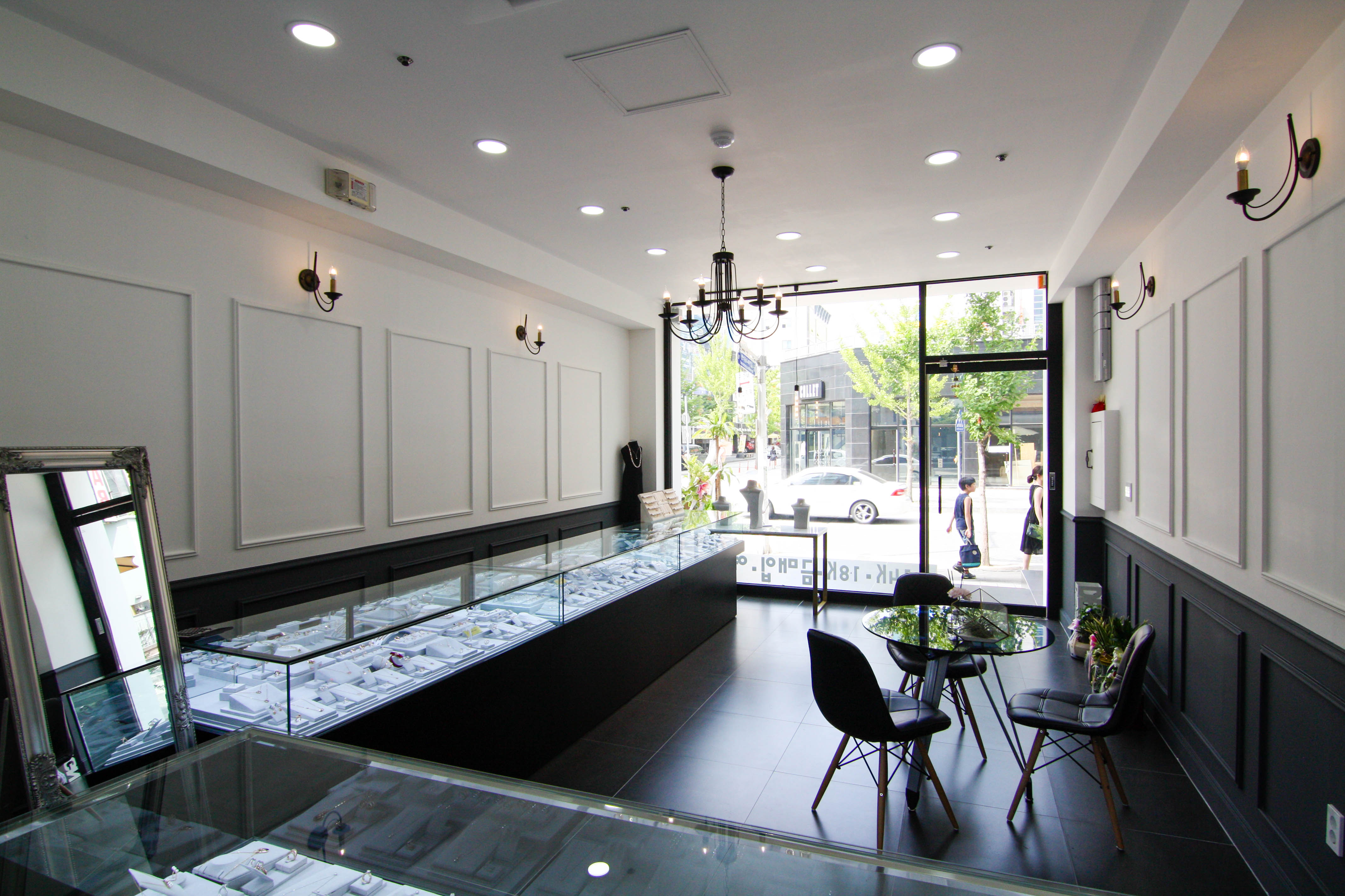 现代简约风婚庆珠宝店设计-5