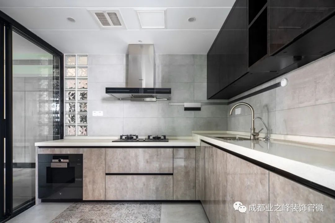 冠城花园旧房改造丨罗雯-30