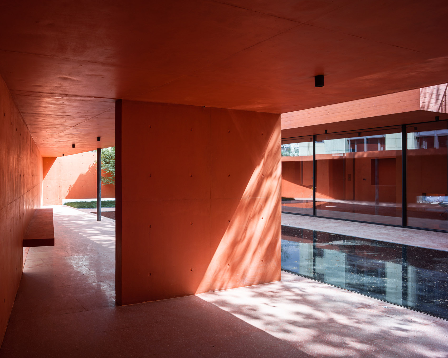 红盒子丨中国南京丨米思建筑-46