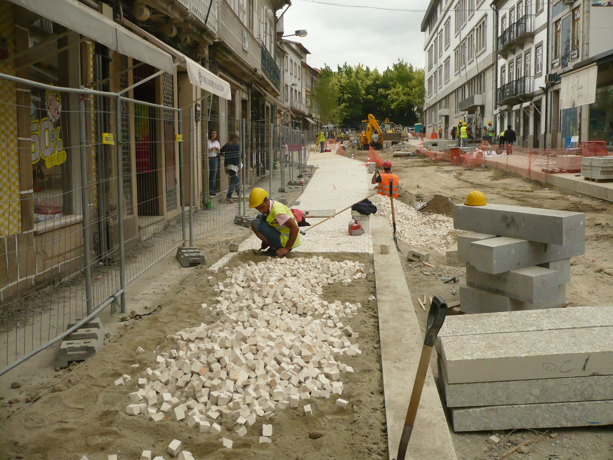 普拉亚杜图拉尔,圣达马索林荫大道和圣安东尼奥街城市更新项目丨葡萄牙丨米尼奥大学建筑学院研究中心等-70