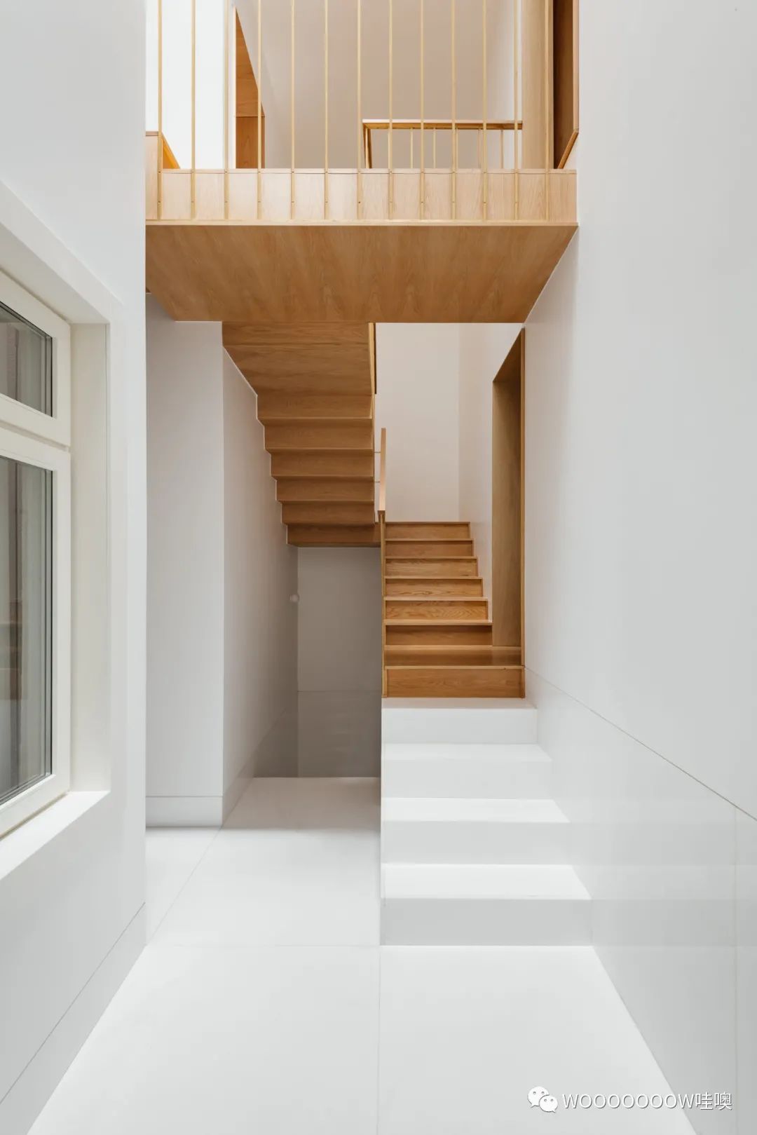 里斯本 Costa do Castelo 极简住宅,美景尽收眼底-12