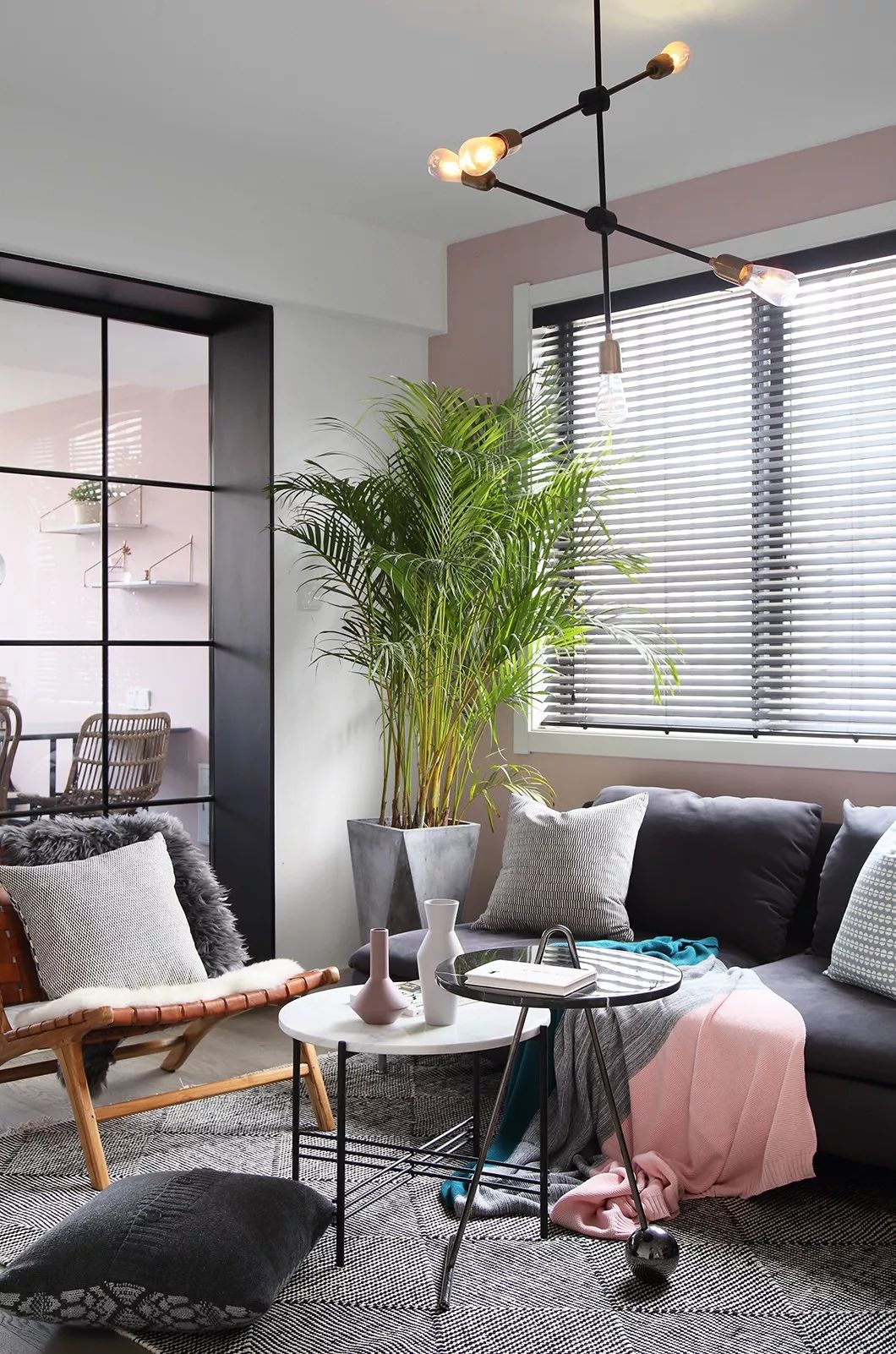 《浪漫风情》演绎多元素平衡设计，打造舒适宜居空间-100