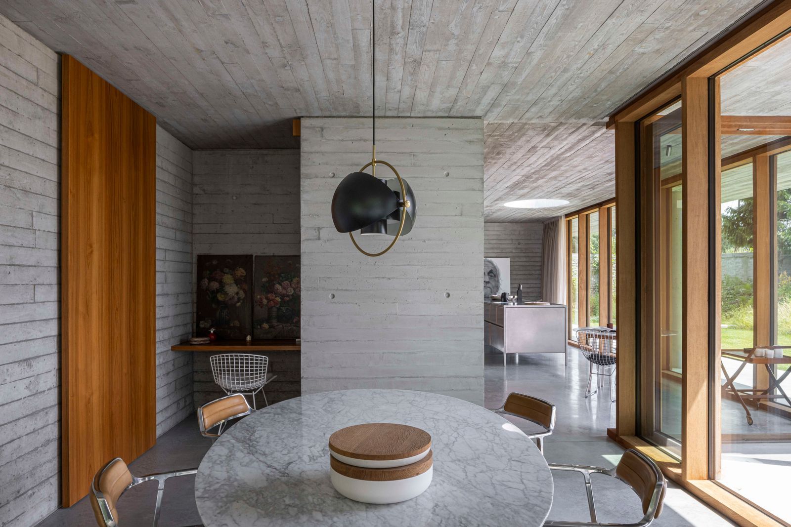 比利时无立面粗野主义住宅-36