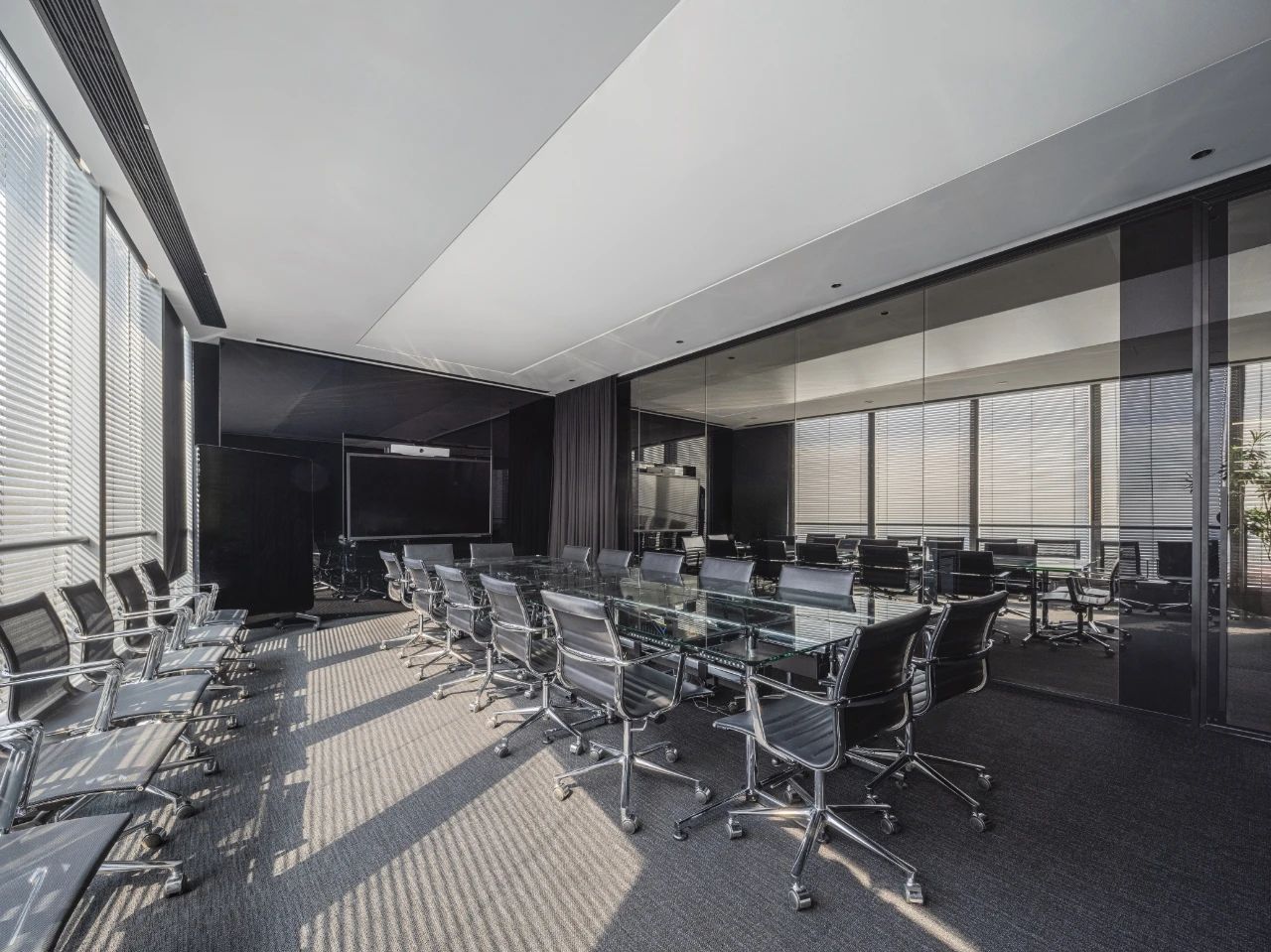 梅赛德斯  奔驰上海设计中心丨中国上海丨锐然建筑设计-36