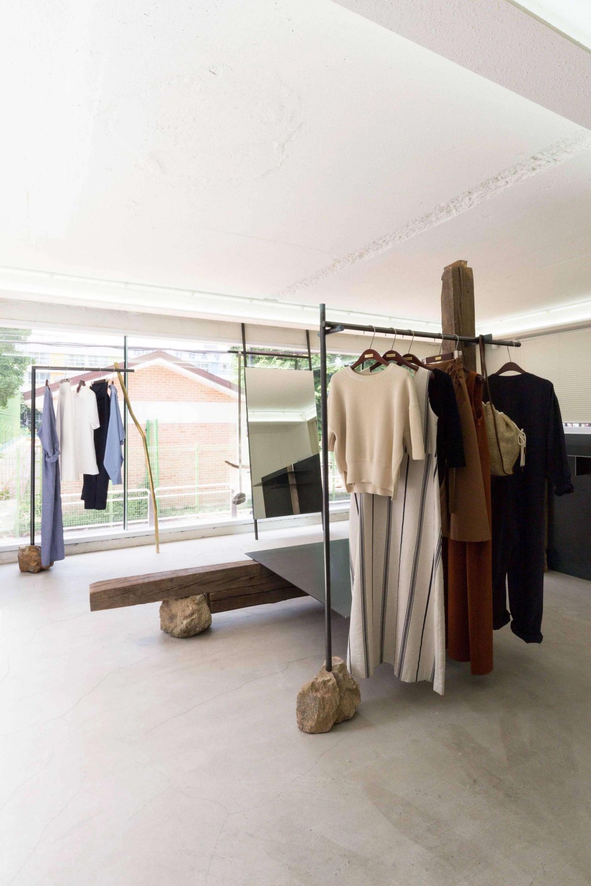 Le 17 Septembre Showroom_files丨Studio Unravels-5