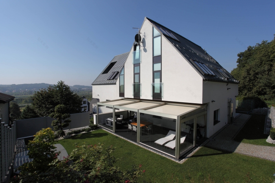 波兰 GG House 绿色住宅,自然光线与景观完美融合-20