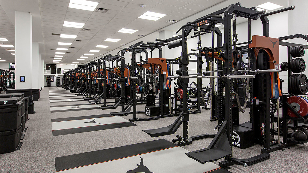 德州大学奥斯汀分校运动员中心-7