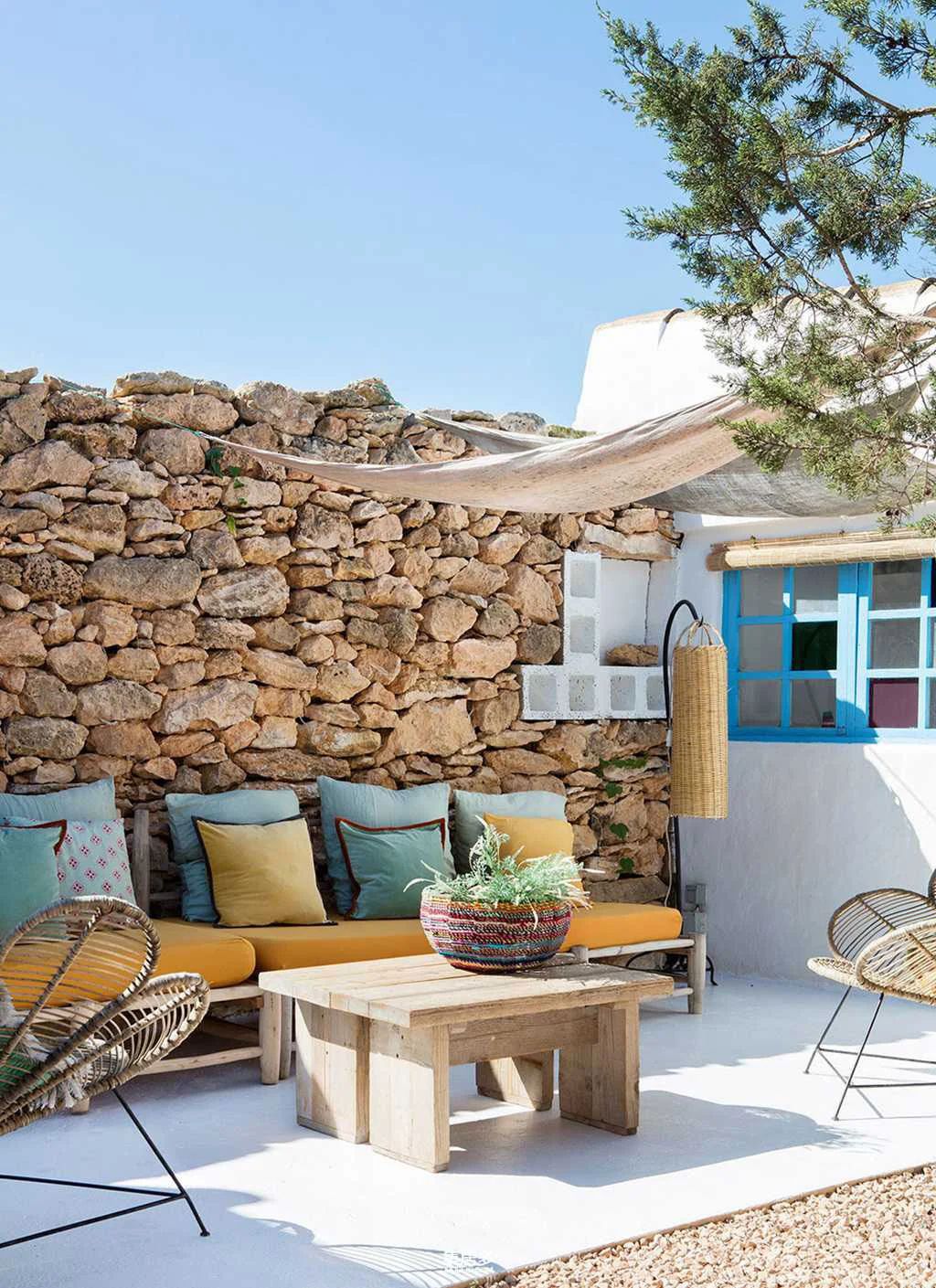 西班牙白色避暑别墅设计-13