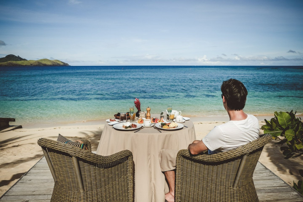 斐济五星级豪华度假酒店,现代斐济风格的海滨别墅-73