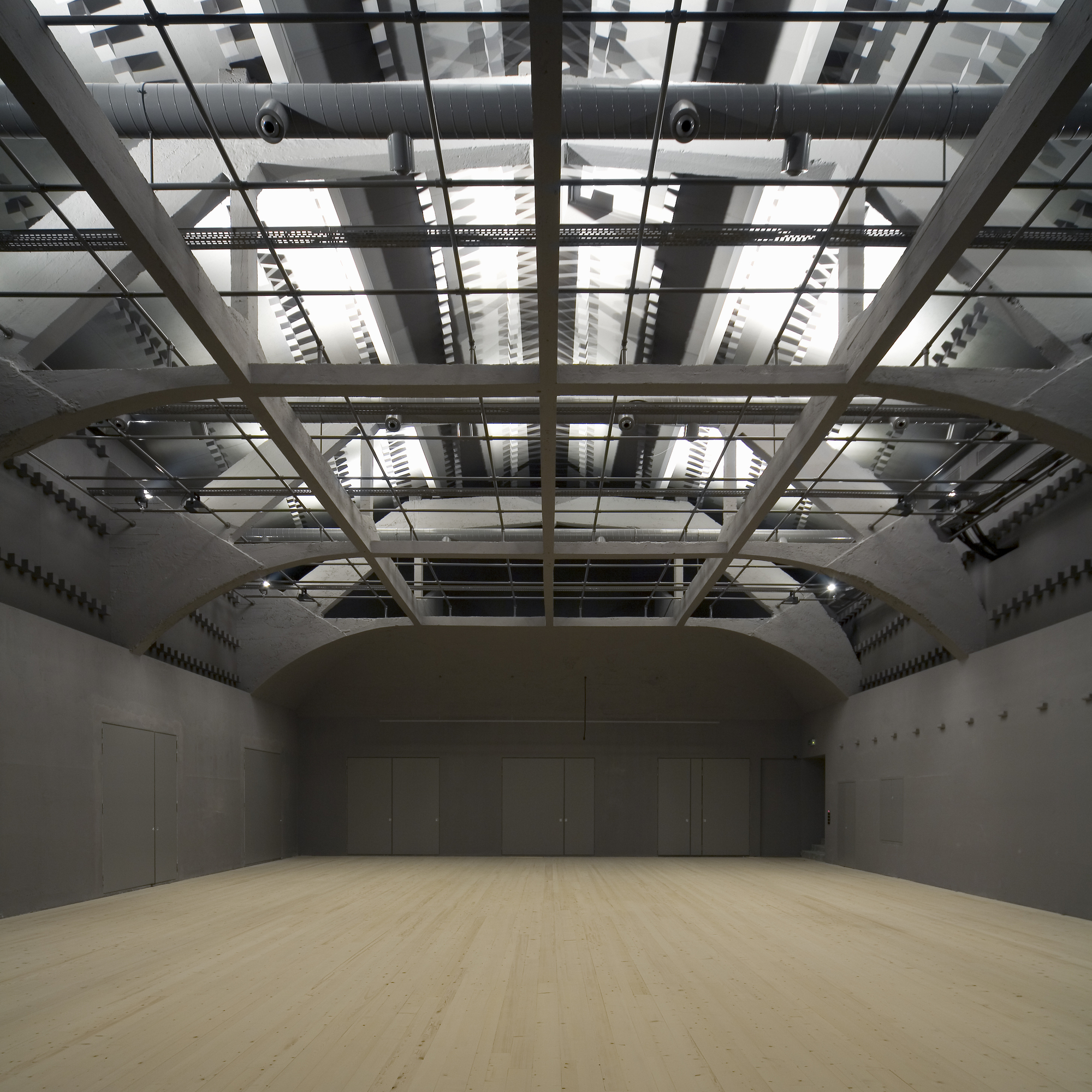 Tanzhaus Contemporary Dance Performance Center / HILDEBRAND +  Gramazio & Kohler-40