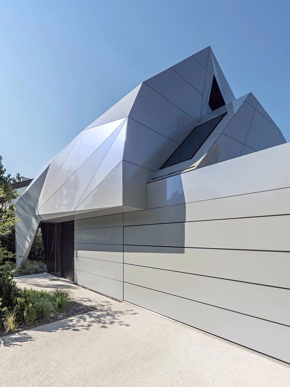 未来感住宅设计，维也纳 Ad2 Architekten 事务所打破传统-13