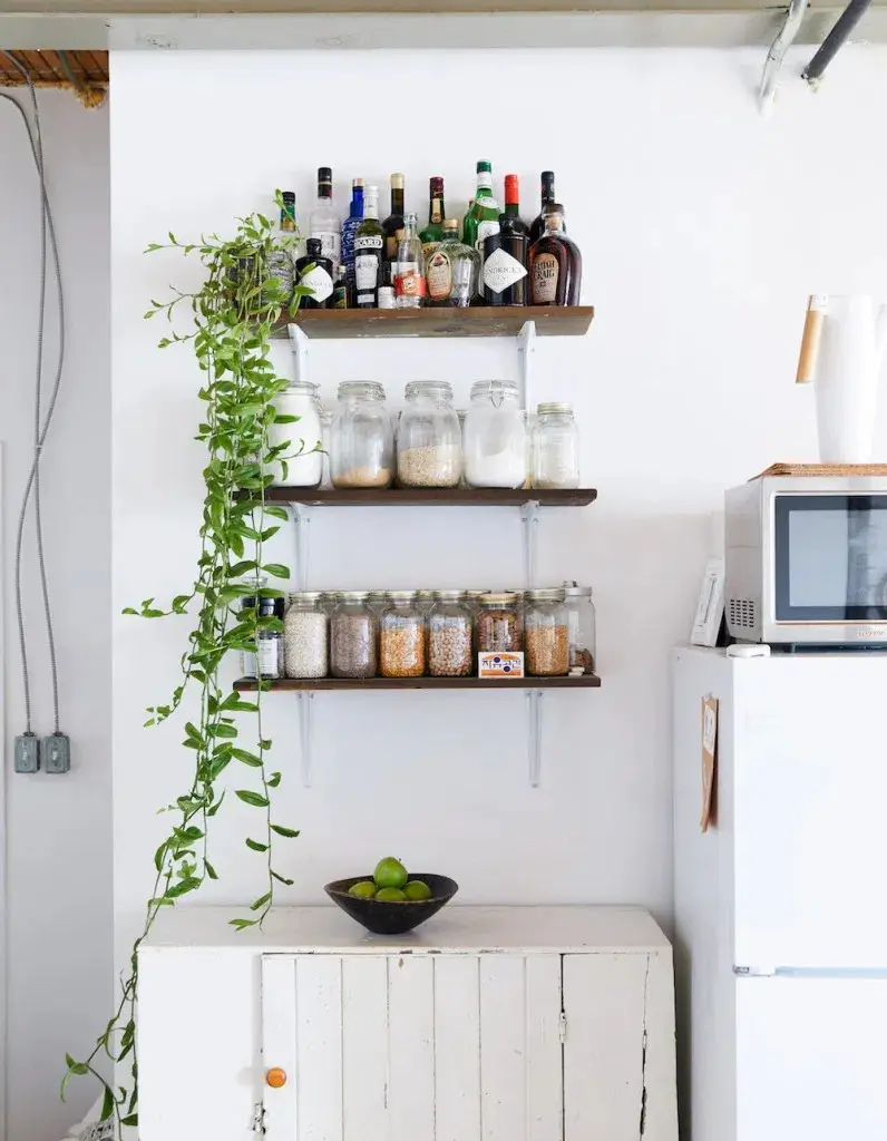 白木绿植，迷你阁楼卧室设计亮点-6