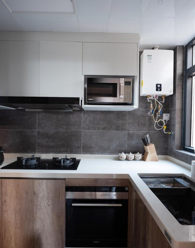 老房翻新变简约大气三房两厅-28