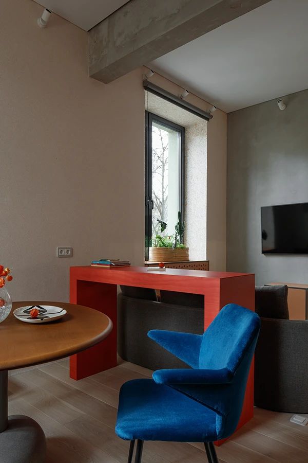 48㎡独居老人的彩色魔盒丨DVEKATI 团队-33