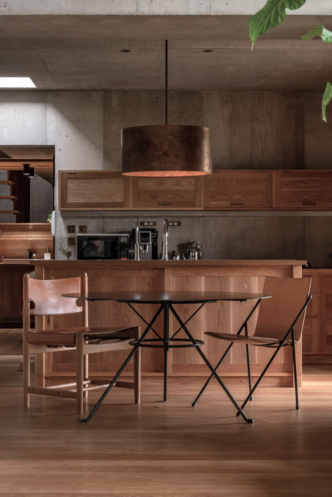 日本 Nagakute 现代白橡木住宅-26