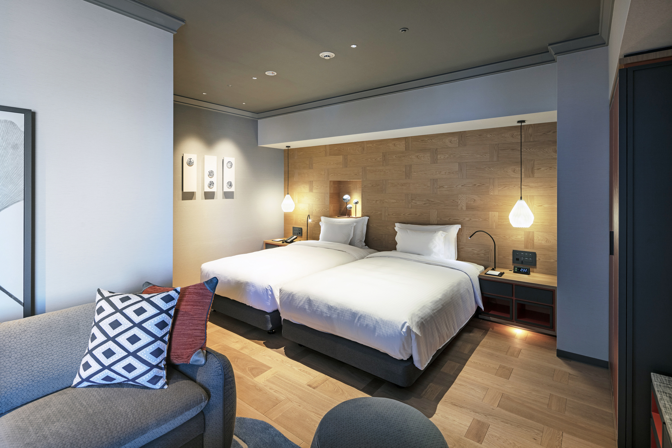 GUEST ROOMS [JUNIOR SUITE] -SWISSOTEL NANKAI OSAKA- | DESIGN STUDIO CROW-3