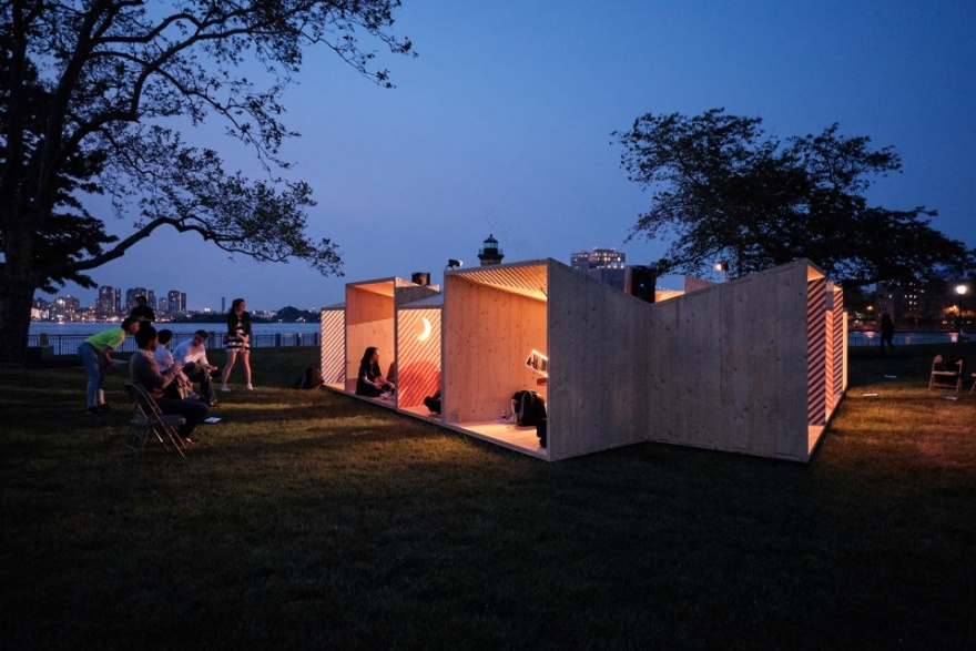 纽约回收木质展亭“Salvage Swings”-38