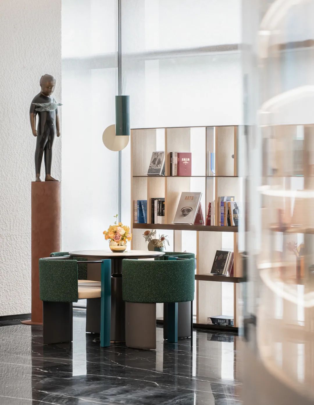 上海中粮瑞虹·海景壹号美学馆丨中国上海丨HWCD 设计团队-46