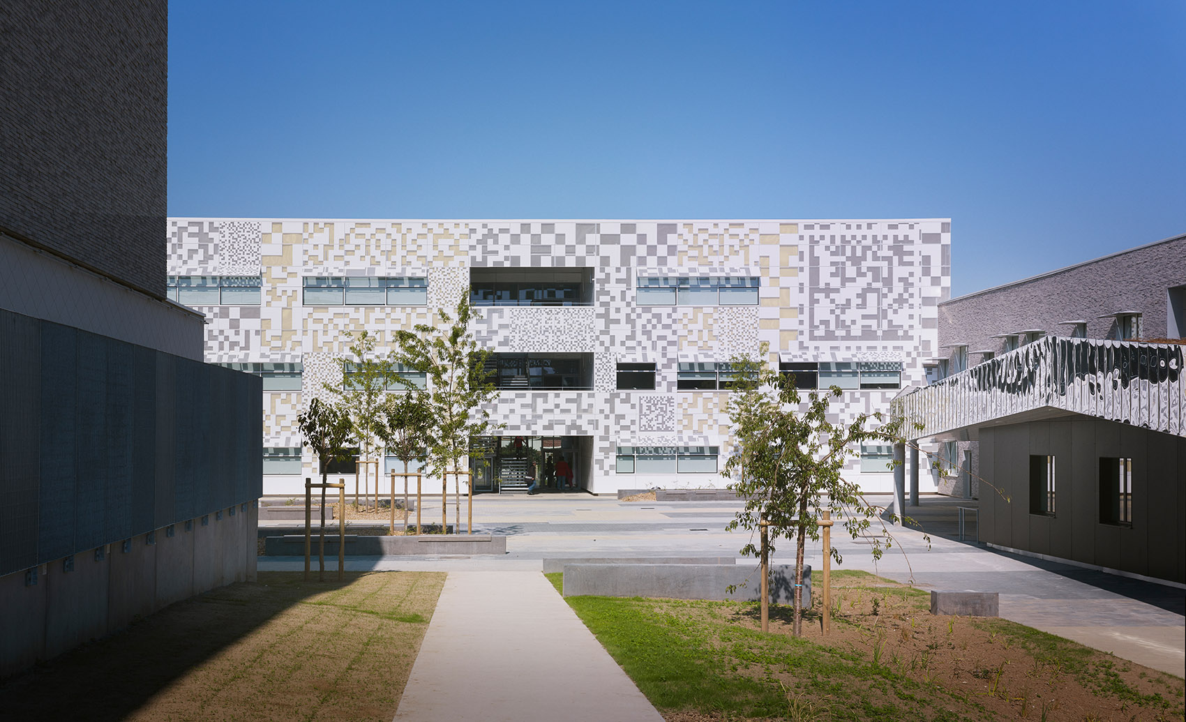 法国 Lucie Aubrac 中学丨Coldefy-21