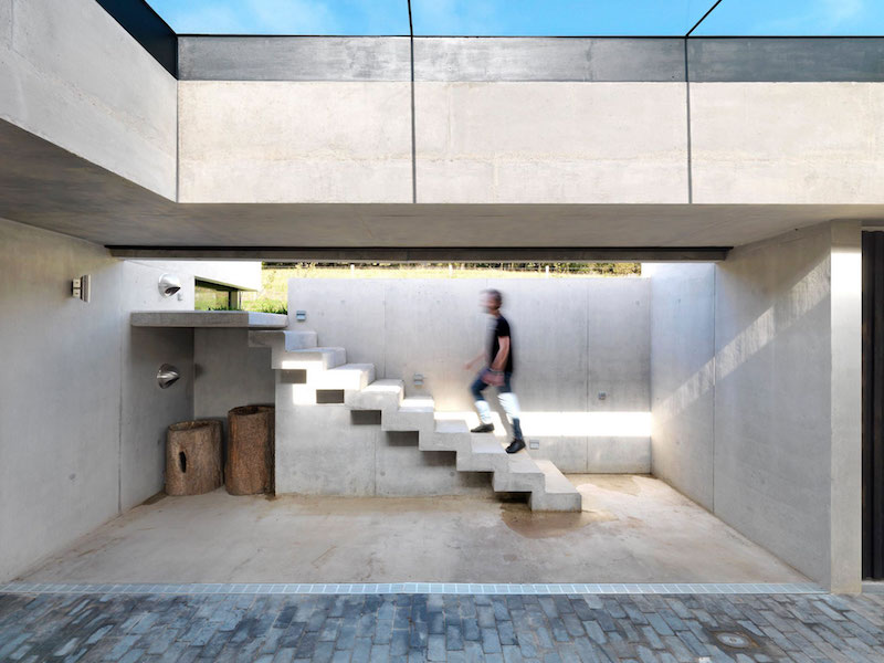 Sunken House With A Courtyard Built Into The Hillside-16