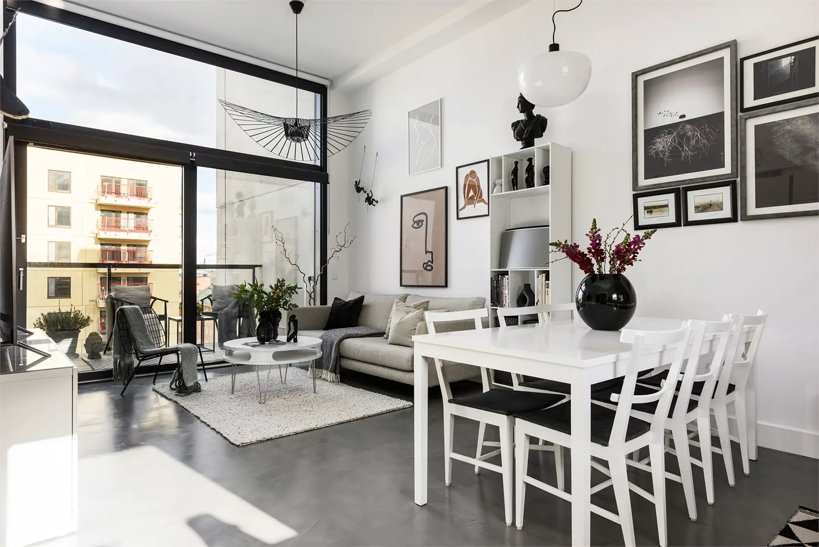 小户型大变身 | 34m2 屋顶露台打造明亮舒适家居空间-3