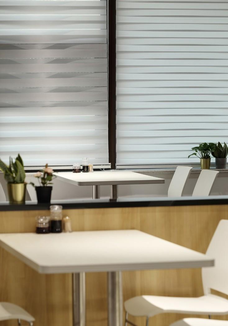 对称和谐,细节取胜的入口设计-25