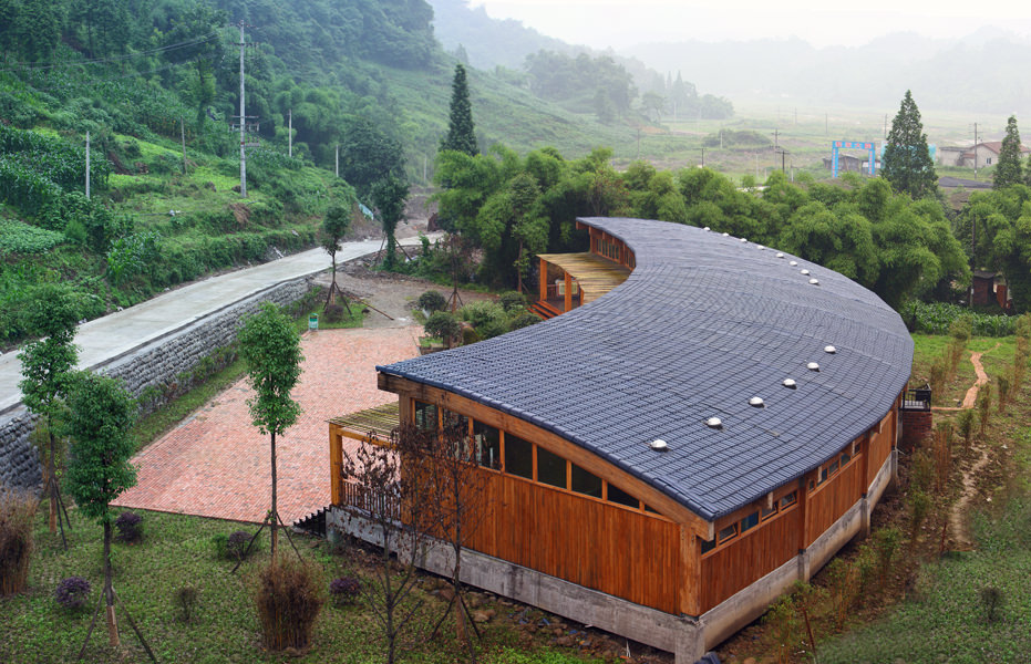 毕马威中国税务技术与创新中心社区中心

说明：KPMG是毕马威（全球专业服务公司）的英文缩写，CCTF一般指毕马威中国税务技术与创新中心（China Customs and Taxation Facilitation） 最终翻译结合Community Centre表述为毕马威中国税务技术与创新中心社区中心    丨中国四川丨The Oval Partnership,Integer China-1