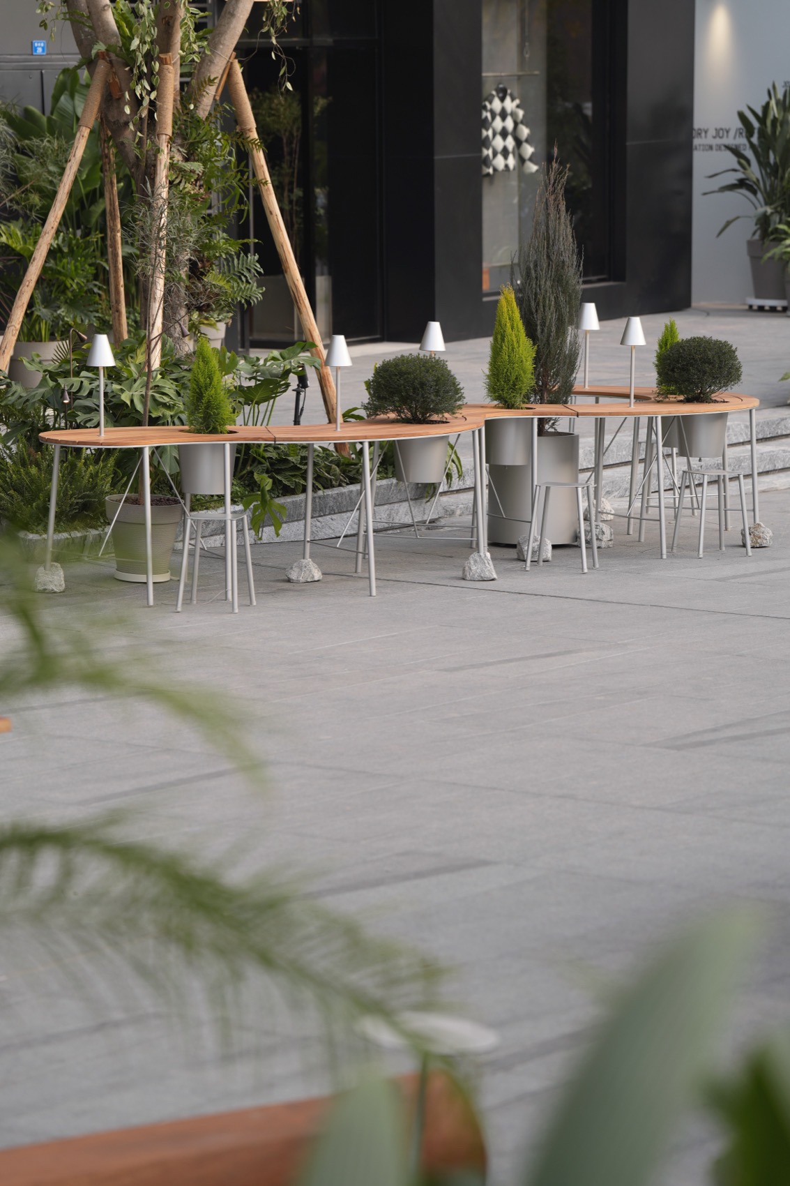 河流与卵石:桌桌计划2·0公共家具及摊位设计丨中国成都丨行波工作室（公共家具与市集摊位）等多家-15