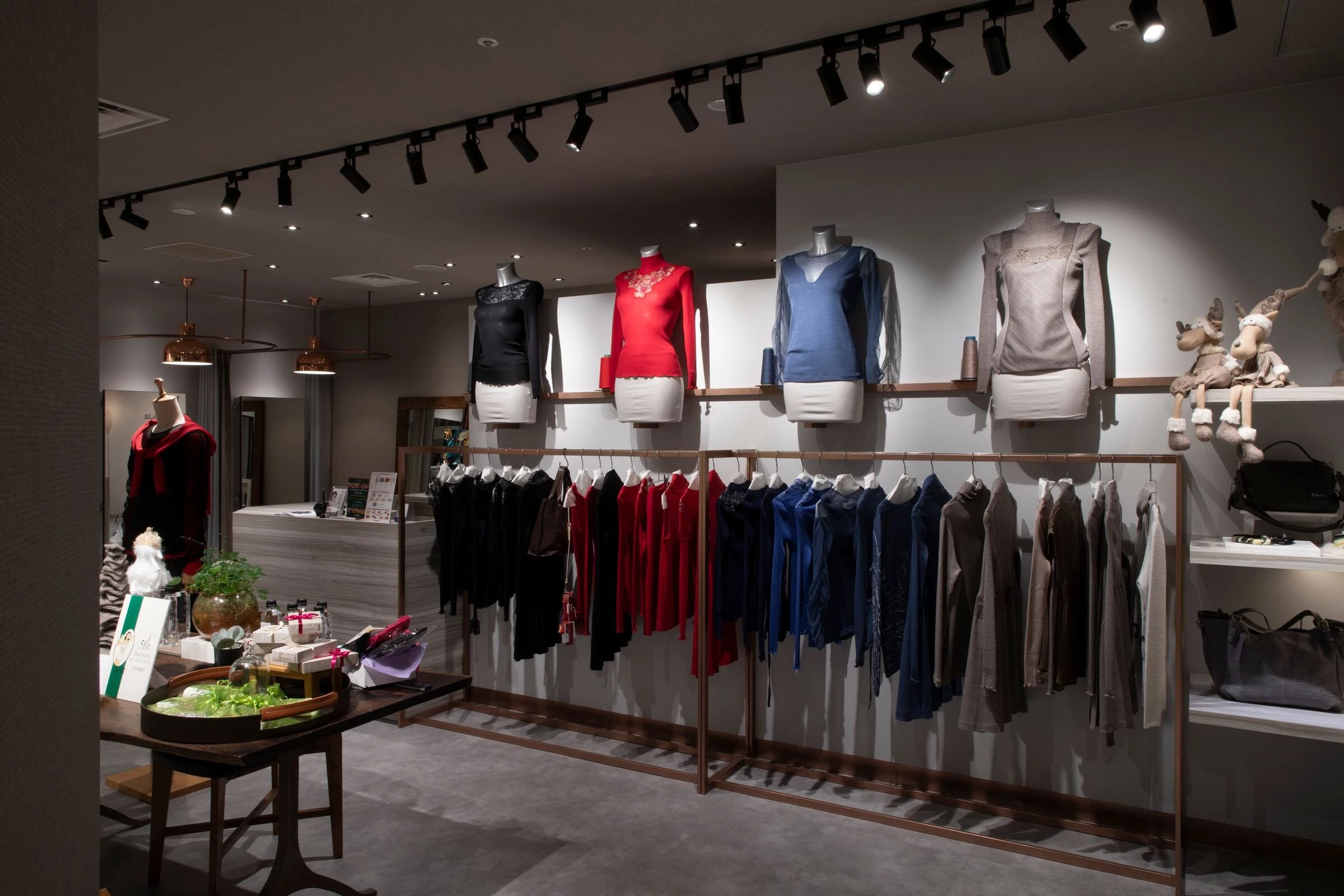 东京 Oscalito 门店 | Hiramoto Design Studio 打造“基本而充满乐趣”的空间-16