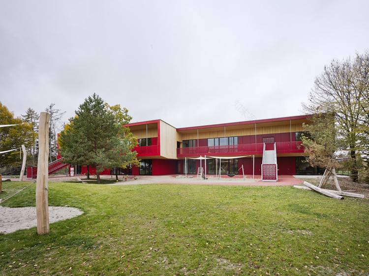 德国吉尔金市幼儿园,互动式空间设计助力儿童成长-41