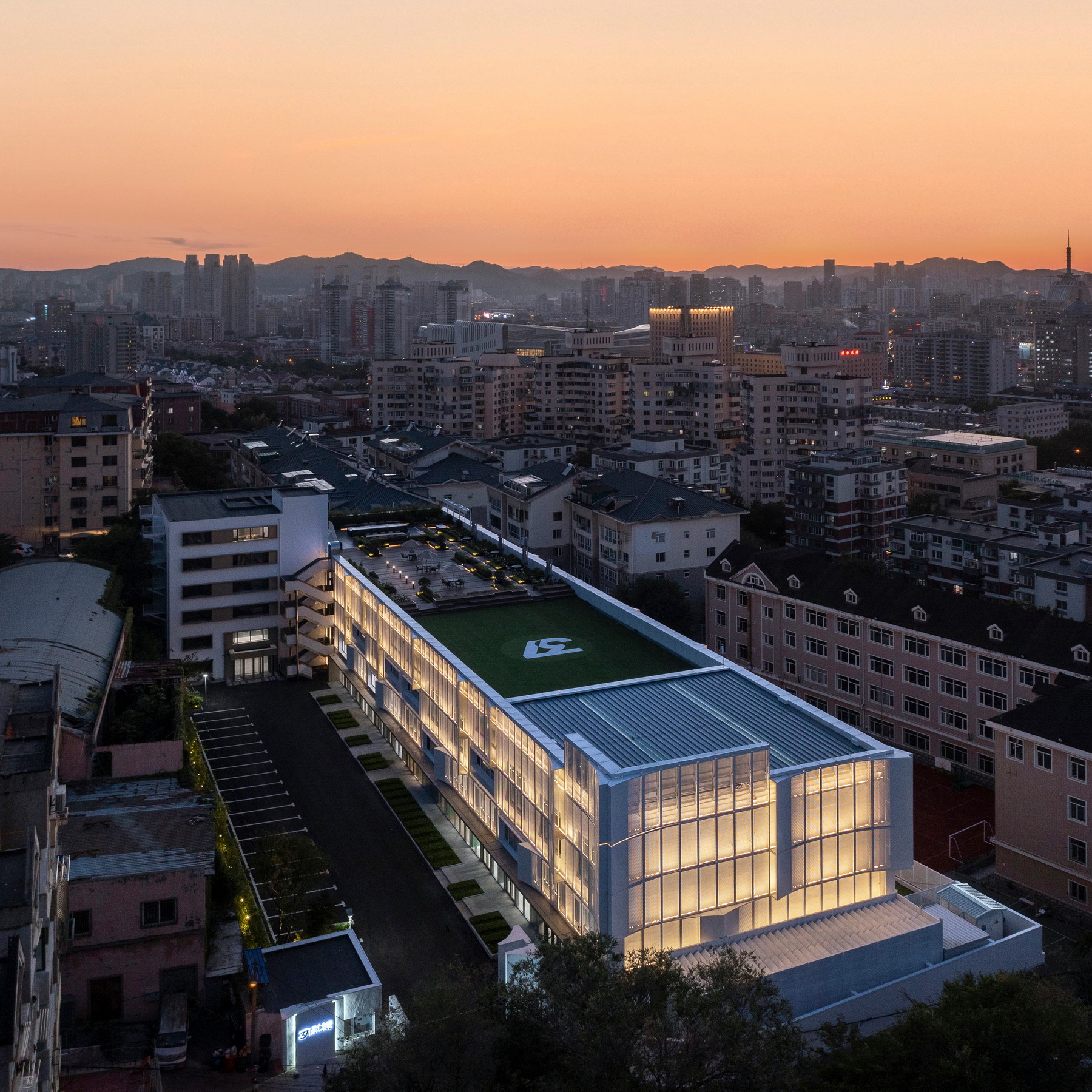 大连三十七相丨中国大连丨UUA建筑师事务所-30