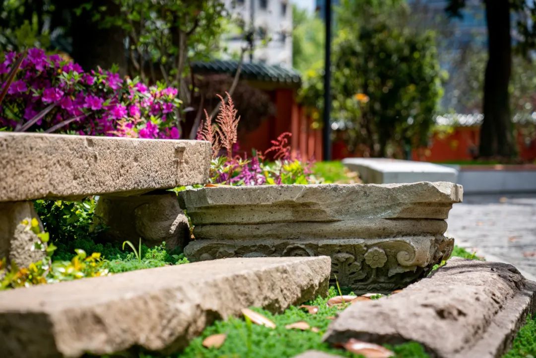 上海交通大学徐汇校区华山路入口景观提升设计丨中国上海丨上海亦境建筑景观有限公司,上海交通大学设计学院风景园林研究所-14