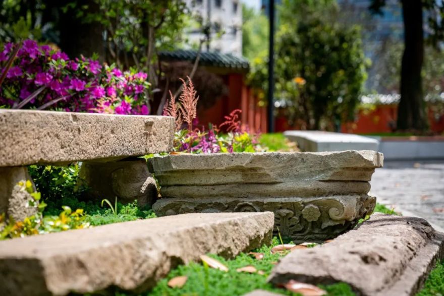 上海交通大学徐汇校区华山路入口景观提升设计丨中国上海丨上海亦境建筑景观有限公司,上海交通大学设计学院风景园林研究所-14