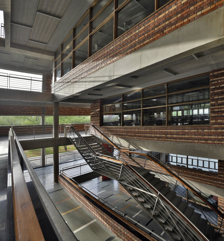 艾哈迈达巴德大学中心丨印度丨Stephane Paumier Architects-35