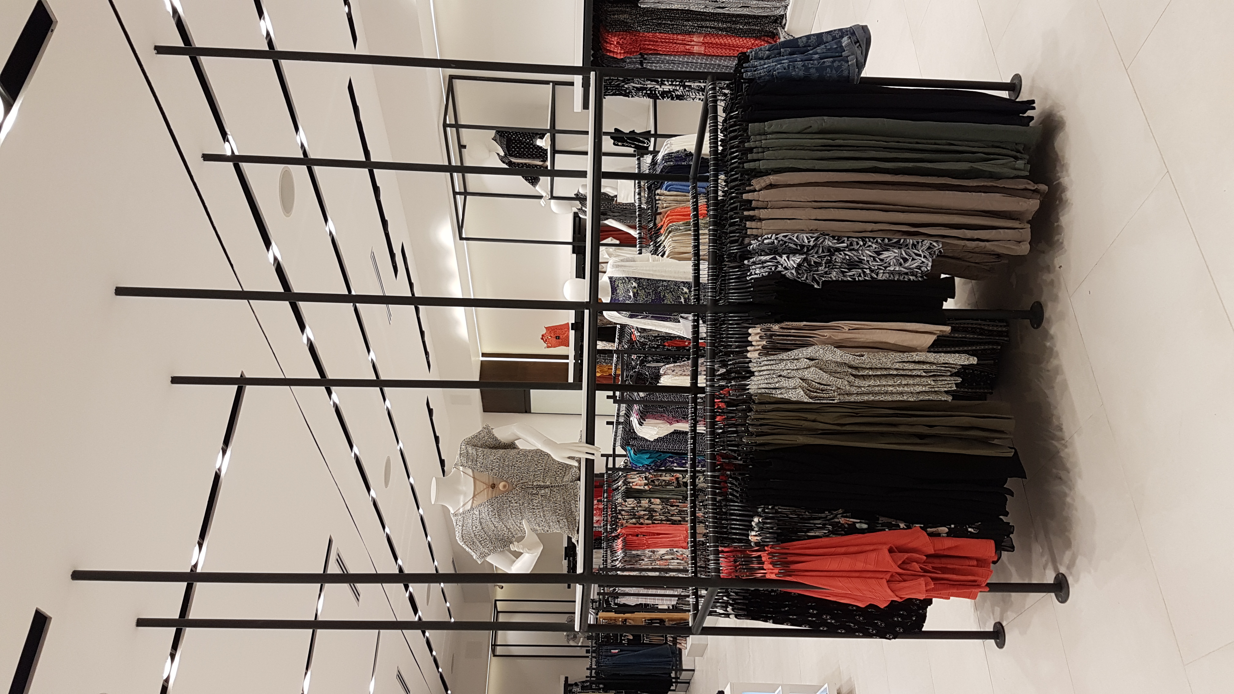 Guatemala M&Co 购物商场-11