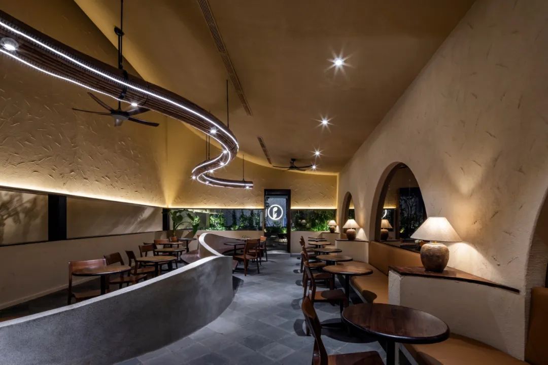 300 m²越南咖啡厅,Phe La Da Nang茶馆-23