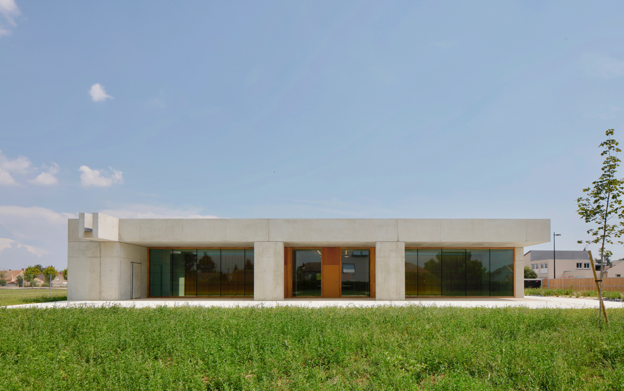 After-School Care & School Restaurant / LDA Architects-10