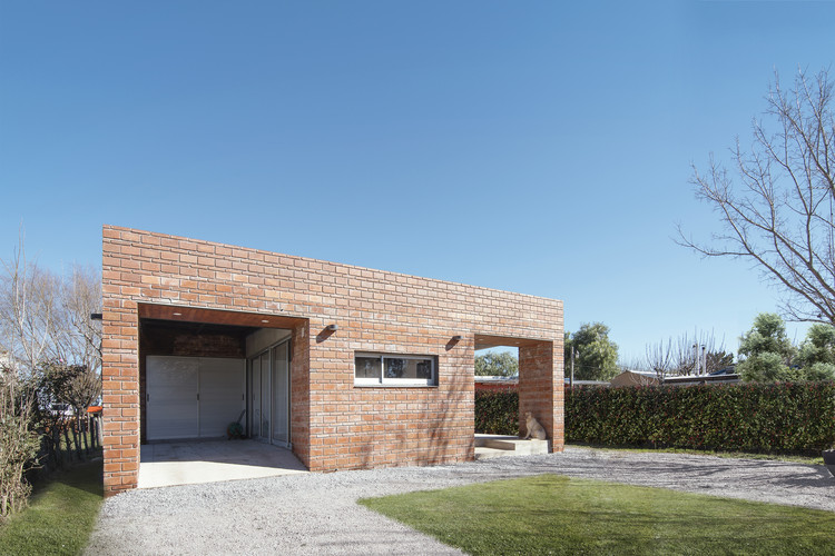 乌拉圭 69 平米“绿意容器”家园-30