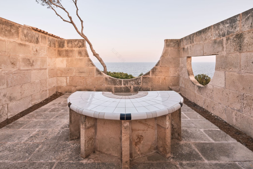 罐头清单或能利斯(具体含义需根据更多上下文来确定)丨西班牙丨约翰·伍重-49