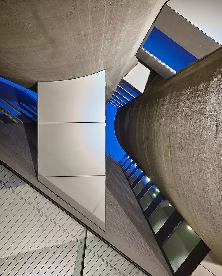 有趣的灵魂丨就该做有灵魂的设计-27