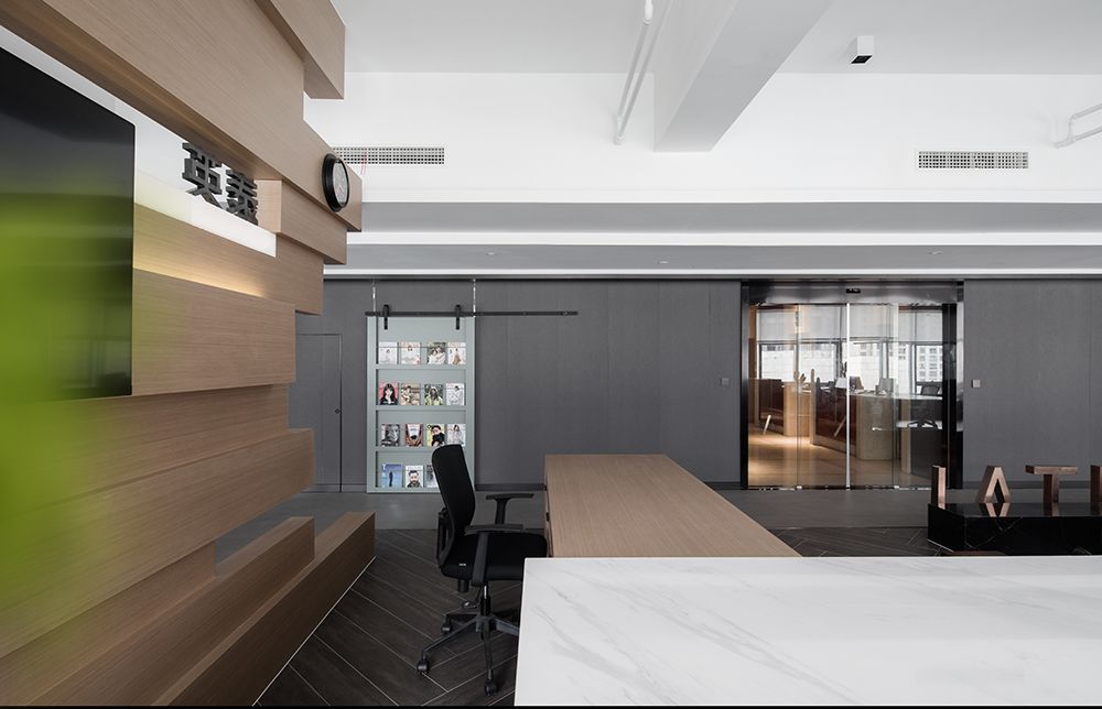 英泰 OFFICE | 高科技运动内衣公司的创意办公空间-18