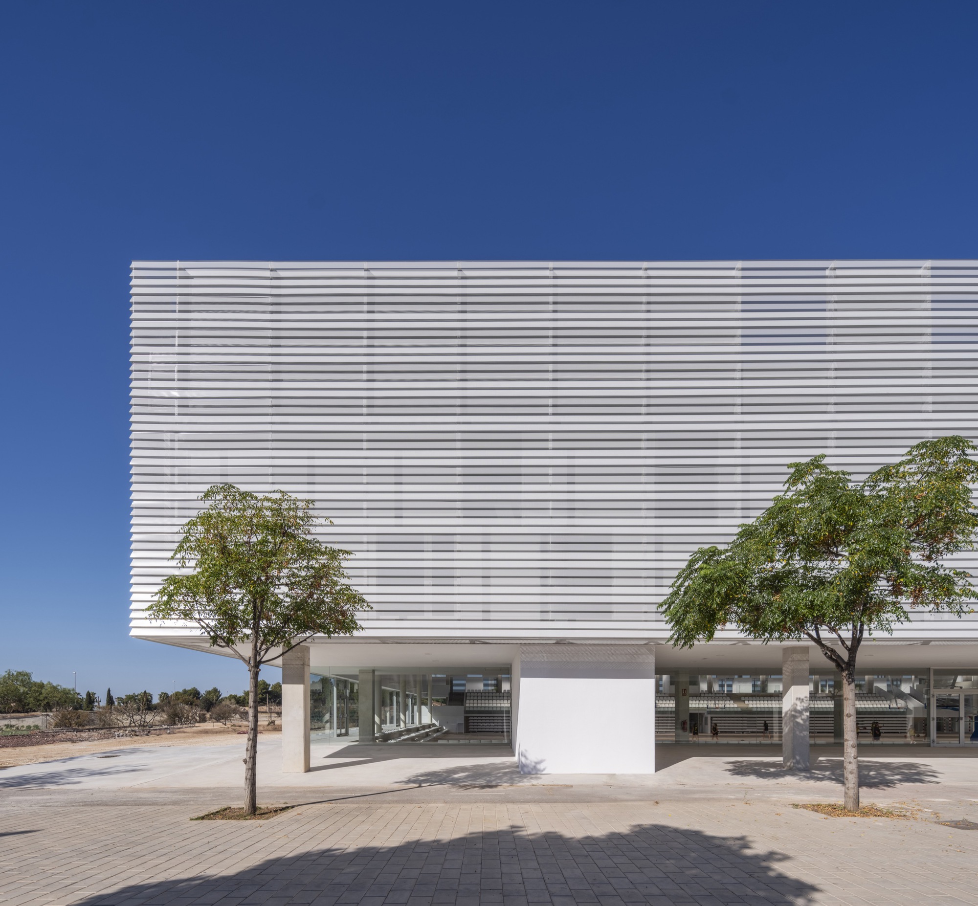 Municipal Sports Pavilion of San Vicente del Raspeig / MCEA | Arquitectura + NAOS 04 ARQUITECTOS-41