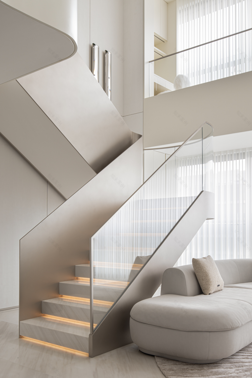 顶层复式丨中国温州丨里外空间设计-9