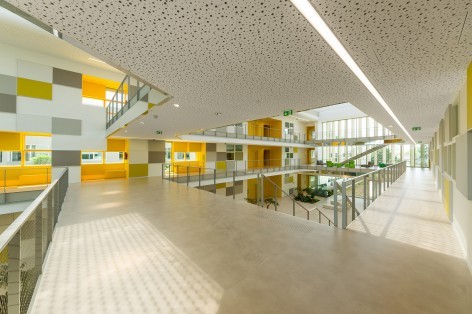 普瓦提埃大学中心医院行政中心 · 现代简约设计-25