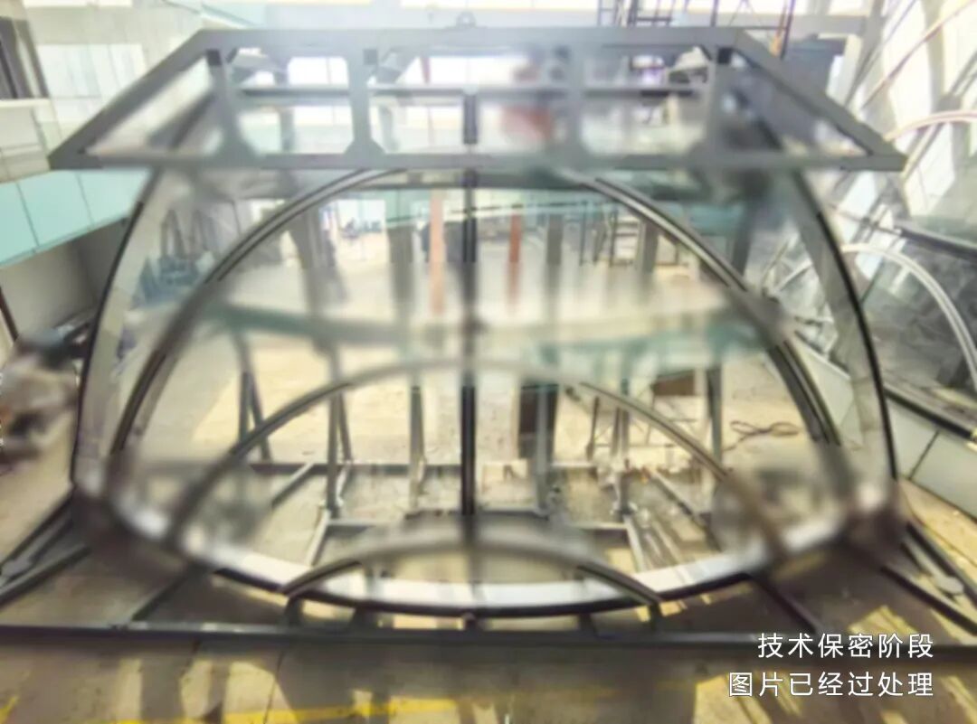 远大铝业成功完成欧加大厦标志性船头幕墙性能测试——突破性技术实现双曲面幕墙精密建造新高度-73