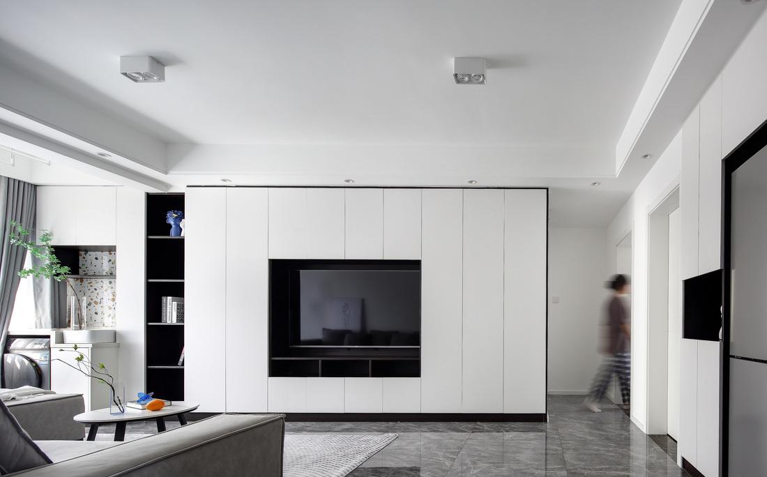 麻花辫胡茬的家-26