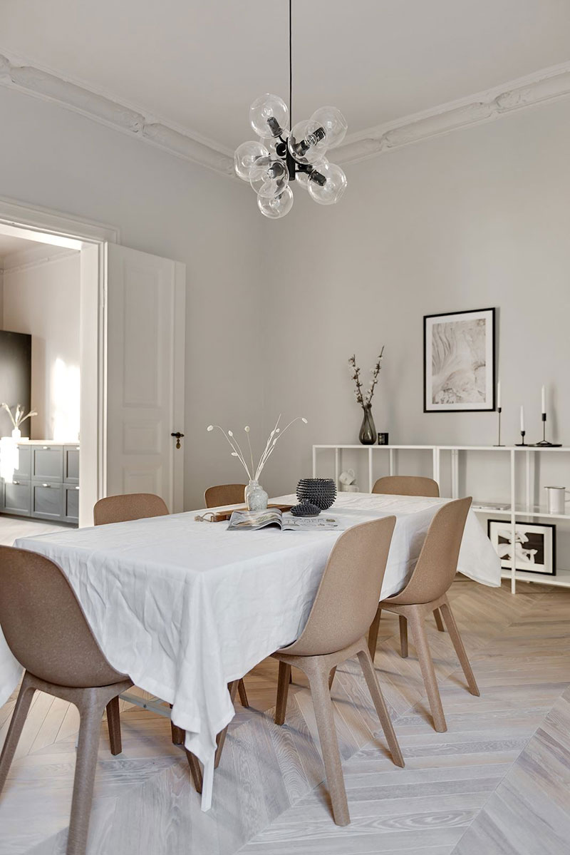 瑞典古典建筑中的温馨现代设计-19