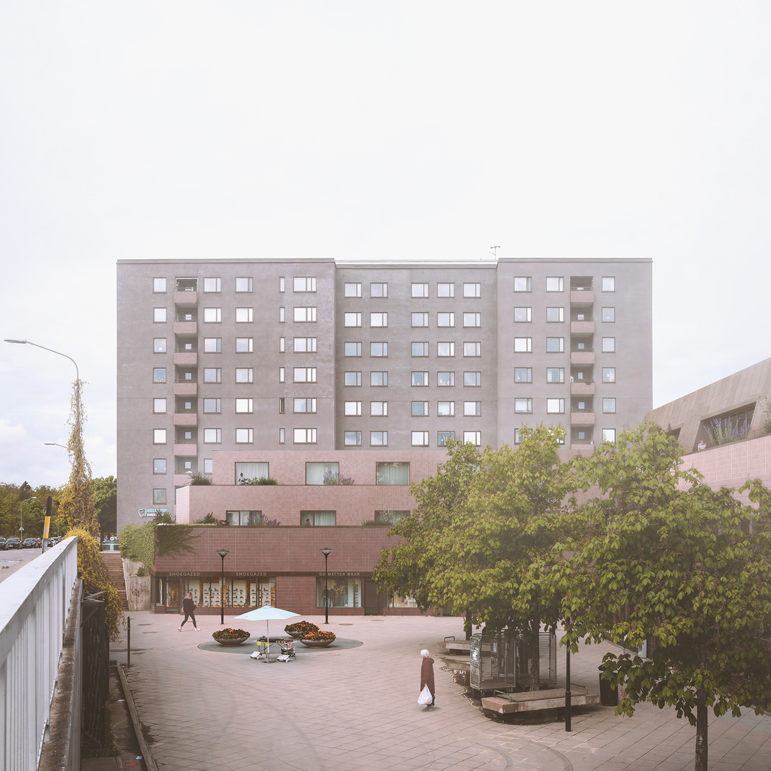 哈格斯滕广场 – 耶涅费尔特·米尔顿

注：Hägerstens torg一般可理解为哈格斯滕广场，因为torg在瑞典语里有广场的意思 ；Jägnefält Milton可能是人名，直接音译 丨Carl Jägnefält等团队成员-7